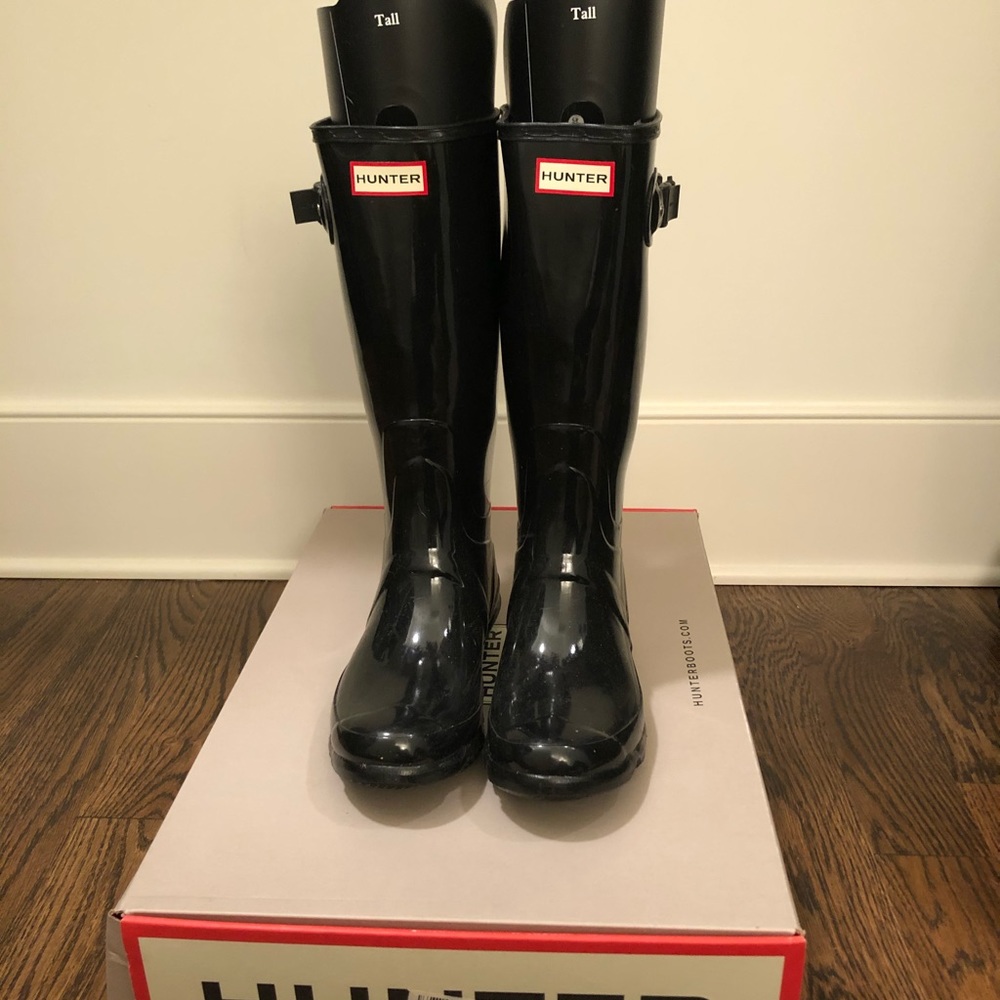 Hunter Rainboots, rarely worn, black high gloss